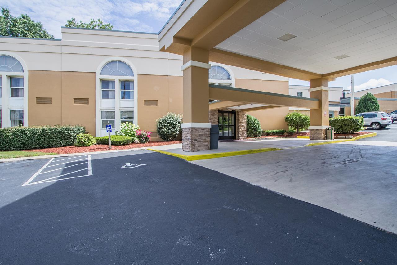 Greenridge Hotel Wickliffe Luaran gambar