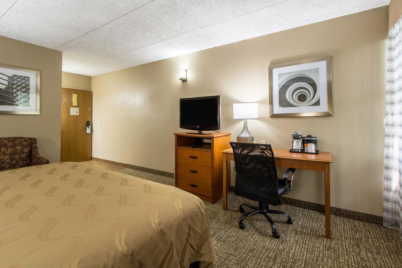 Greenridge Hotel Wickliffe Luaran gambar