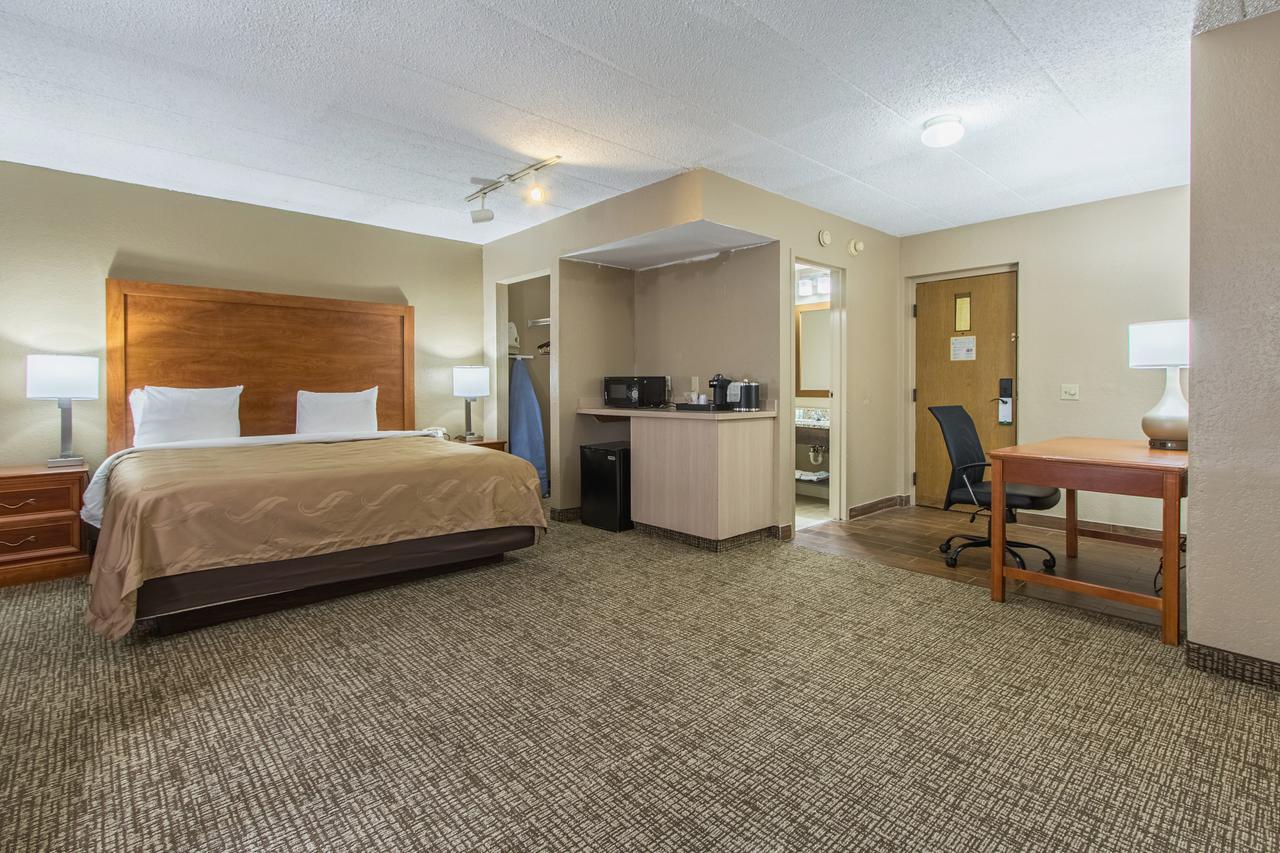 Greenridge Hotel Wickliffe Luaran gambar